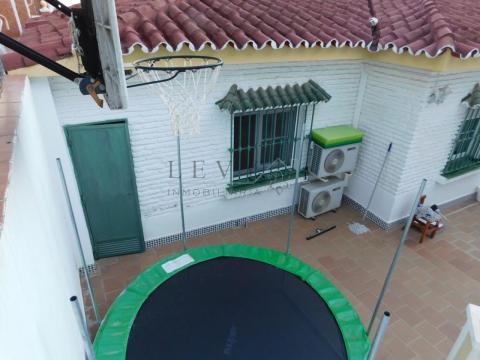 Exteriores