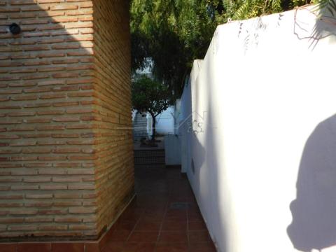 Exteriores